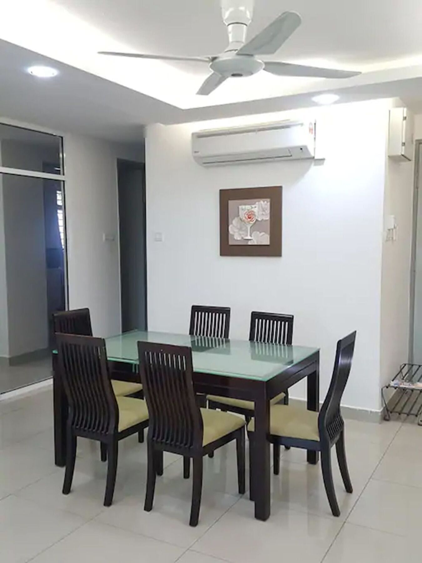 Lumayan Apartment Pangsapuri *